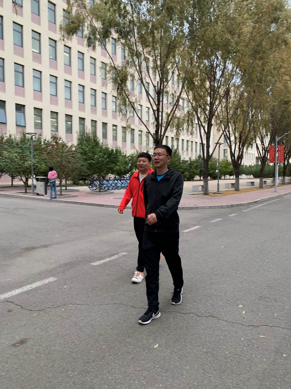 说明: E:\坚果云\2019年工作文档\工会\2021年\学校国庆健步走活动\照片与视频\微信图片_20211005125912.jpg 说明: E:\坚果云\2019年工作文档\工会\2021年\学校国庆健步走活动\照片与视频\微信图片_20211005125912.jpg